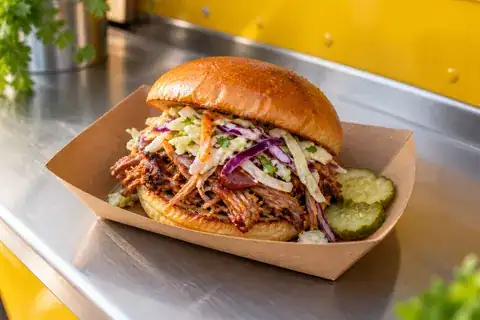 Pulled Pork Street Sandwich